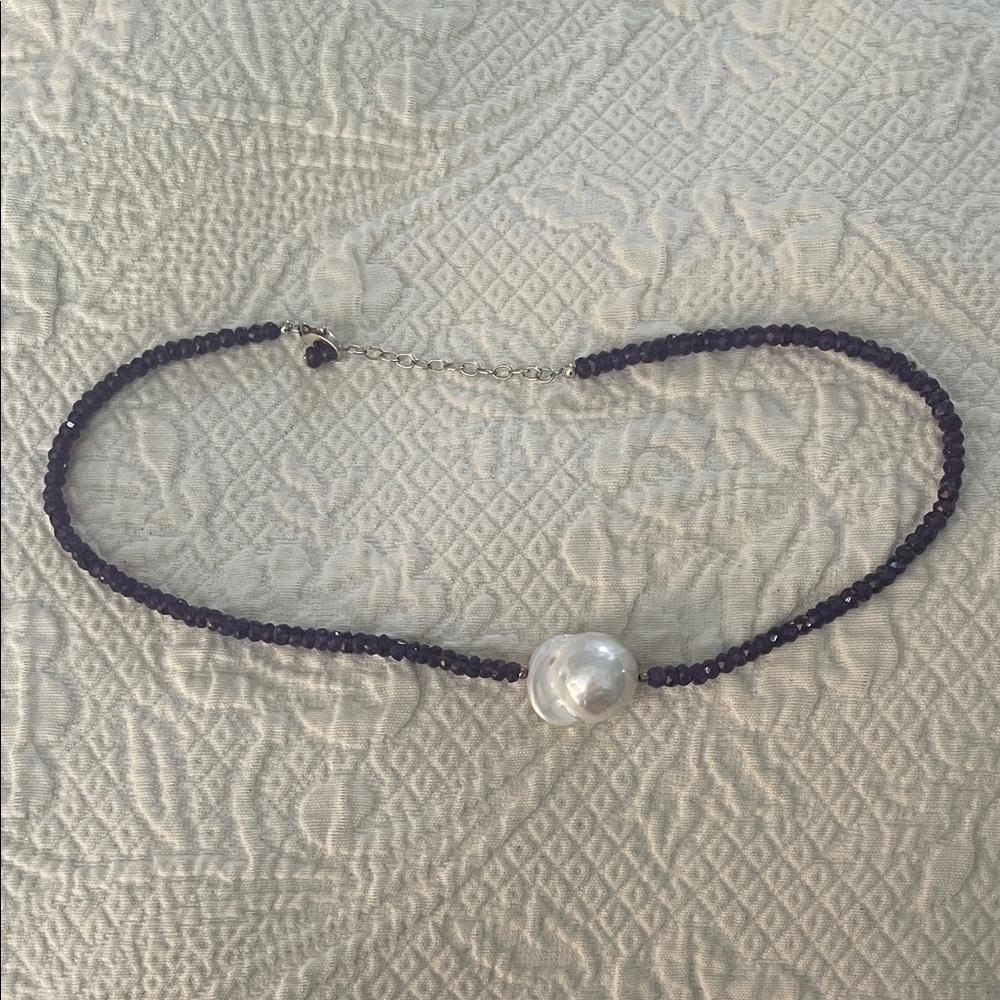 Delicate Black Bead Necklace with Pearl Accent